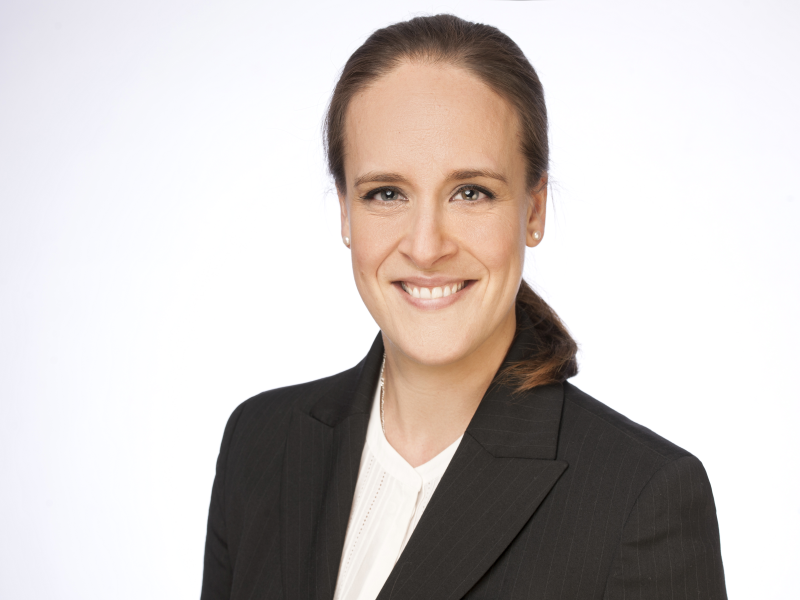  V. (Verena) Herrmann