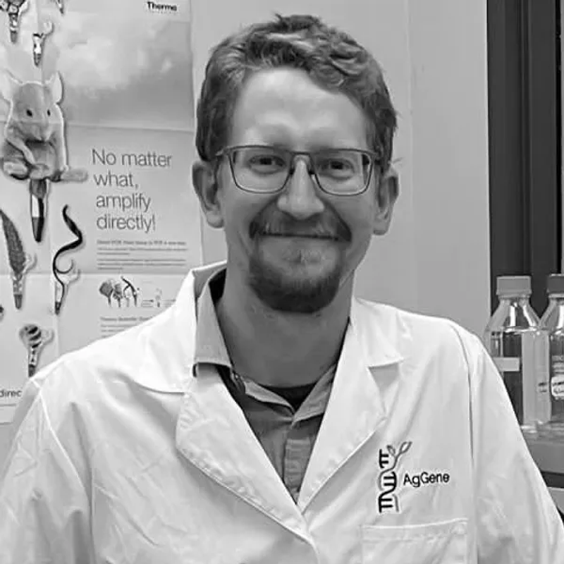 Profile picture Dr. M.L.P. (Mendel) Perkins